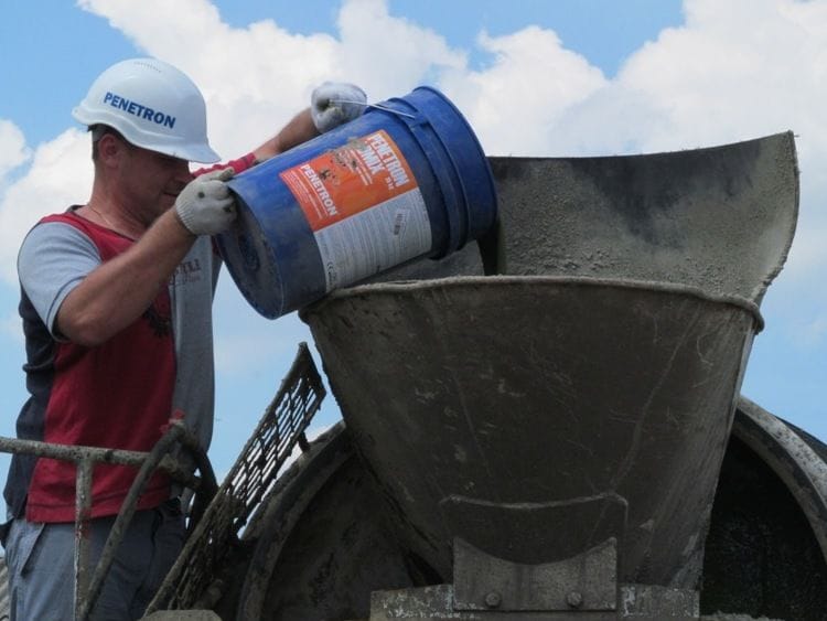 Пенетрон Адмикс (Гидродобавка в бетон) Ведро 25 кг — миниатюра 3